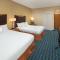 Fairfield Inn and Suites Cleveland - Cleveland