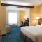 Fairfield Inn & Suites by Marriott Sacramento Folsom - Фолсом