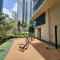 Spacious Unit at Uptown Parksuites across Uptown Mall and Mitsukoshi Mall FREE Parking with Washer - 马尼拉