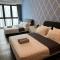 The Ooak Suite