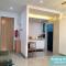 BRADONG HOMESTAY - MUSLlM ONLY, 3 Queen Bedrooms, Seaview, Infinity Pool, Gym, near Drawbridge & KTCC Mall