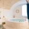 Apulia Charming Suites - Casa Lonfo Suite Sole