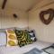 Luxury Shepherd's Hut on Flower Farm with Outdoor Bath in Mid Cornwall - Truro