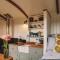 Luxury Shepherds Hut on Meadow with Outdoor Bath in Mid Cornwall