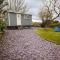 Luxury Shepherd's Hut on Flower Farm with Outdoor Bath in Mid Cornwall - Truro
