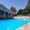 2BR Condo - 2 Pools - Close to the Strip - Stairs Required - FREE TICKETS INCLUDED - FHA-27