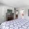 2BR Updated Walk-in - 2 Pools - Near The Strip - FREE TICKETS INCLUDED - FHC13 - برانسون