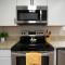2BR Penthouse Condo - 2 Pools - Close to the Strip - Stairs Required - FREE TICKETS INCLUDED - FHE-17
