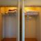 1BD King Condo with 2 Person Jacuzzi Tub - Near The Strip - FREE TICKETS INCLUDED - T1-9