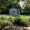 The School House and Garden - family friendly home short drive from Berry, Nowra and Kangaroo Valley)