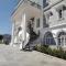 Boheda Manor - Luxury Retreat