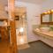 Rex Hotel & Apartment