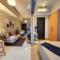 Spacious Unit at Uptown Parksuites across Uptown Mall and Mitsukoshi Mall FREE Parking with Washer - 马尼拉