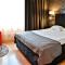 Hotel Amadeus by First