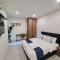 Lovely Kozi Square Studio 1 Bedroom with Pool LV7E