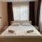 Villa Rouge - Apartment Victoria