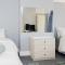 Shirley House 4, Guest House, Self Catering, Self Check in with smart locks, use of Fully Equipped Kitchen, close to City Centre, Ideal for Longer Stays, Excellent Transport Links - 南安普敦