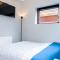Shirley House 4, Guest House, Self Catering, Self Check in with smart locks, use of Fully Equipped Kitchen, close to City Centre, Ideal for Longer Stays, Excellent Transport Links - 南安普敦