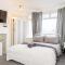 Shirley House 4, Guest House, Self Catering, Self Check in with smart locks, use of Fully Equipped Kitchen, close to City Centre, Ideal for Longer Stays, Excellent Transport Links - 南安普敦