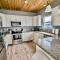 Stunning Beachfront 3 Bedroom Home, CoralMoonBeach