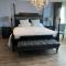 Lulus Bed & Breakfast