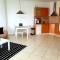 2 bedroom apartment with Sea View - by Amdar Holiday Apartmets