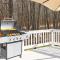 Stunning Poconos Villa- Hot Tub, Pool, Game Room, BBQ & more