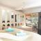 3 Bedroom Bungalow with great Sea Views, Private Hot Tub & Gardens
