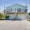 Charming Surf City Beach House - Walk to Ocean!