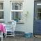 4 Toms Lane