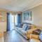 Walk to Beach Myrtle Beach Condo with Pool! - 默特尔比奇