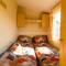 6 Berth Caravan For Hire With Decking At Heacham Holiday Park Ref 21001E