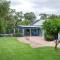 Willunga Cottage- Sleeps 6 Pool