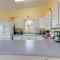 Family Friendly Mears Cottage - Walk to the Beach! - ميرز