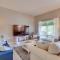 2 Mi to Beach Condo with Pool Access in Hilton Head - Hilton Head Island