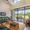 Fantastic Location on the golf course near the beach
