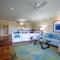 Glorious Beachfront High End Villa grass to sand