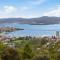 Spectacular Views - 4 Bedroom House - Free Parking - Free WIFI - Sandy Bay