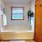 Freshly Remodeled Quaint Home