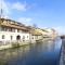 Lovely apartment on the Navigli river by Easylife
