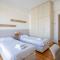 3 bdr Apt Incredible Acropolis View