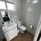 Raglan Seaview Cabin