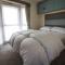 Stunning Lodge Full Sea Views At Broadland Sands In Suffolk Ref 20089Bs