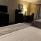 Baymont by Wyndham College Station
