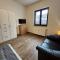 BIELEFELD CITY APARTMENTS - komfortable Einzelzimmer und Doppelzimmer - moderne Badezimmer, schnelles WLAN, Self-Check-In