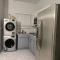 Luxury 1 Bedroom & Rooftop Pool unit #2