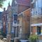 B&B Charles Cabour