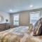 Elegant Vancouver Townhome - 18 Mi to Portland