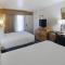 Ramada by Wyndham Costa Mesa/Newport Beach