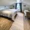 Beautiful Home In Hestra With Wifi